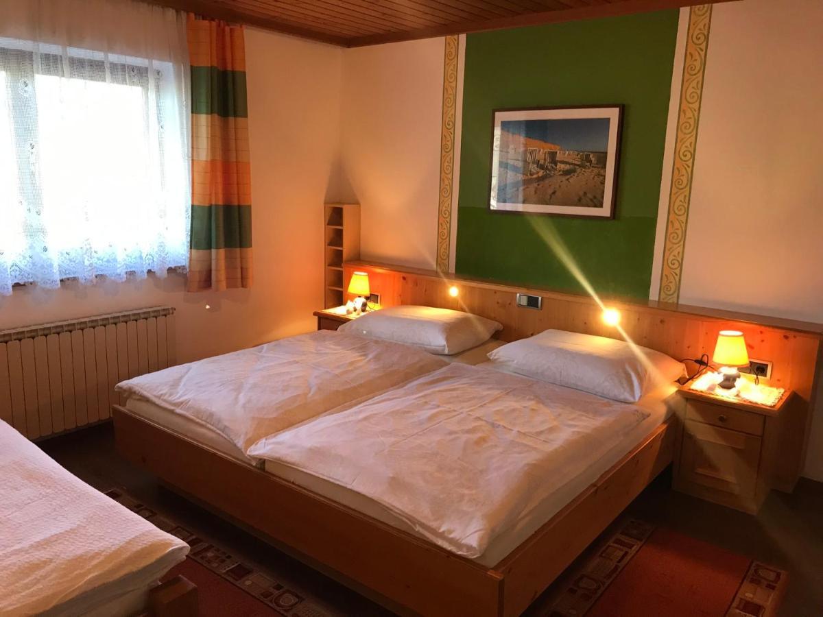 Haus Fernsebner Apartment โลเฟอร์ ภายนอก รูปภาพ