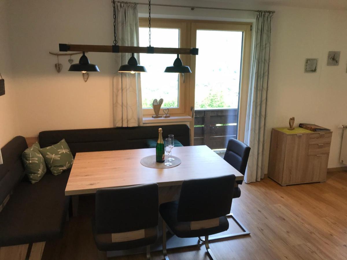 Haus Fernsebner Apartment โลเฟอร์ ภายนอก รูปภาพ