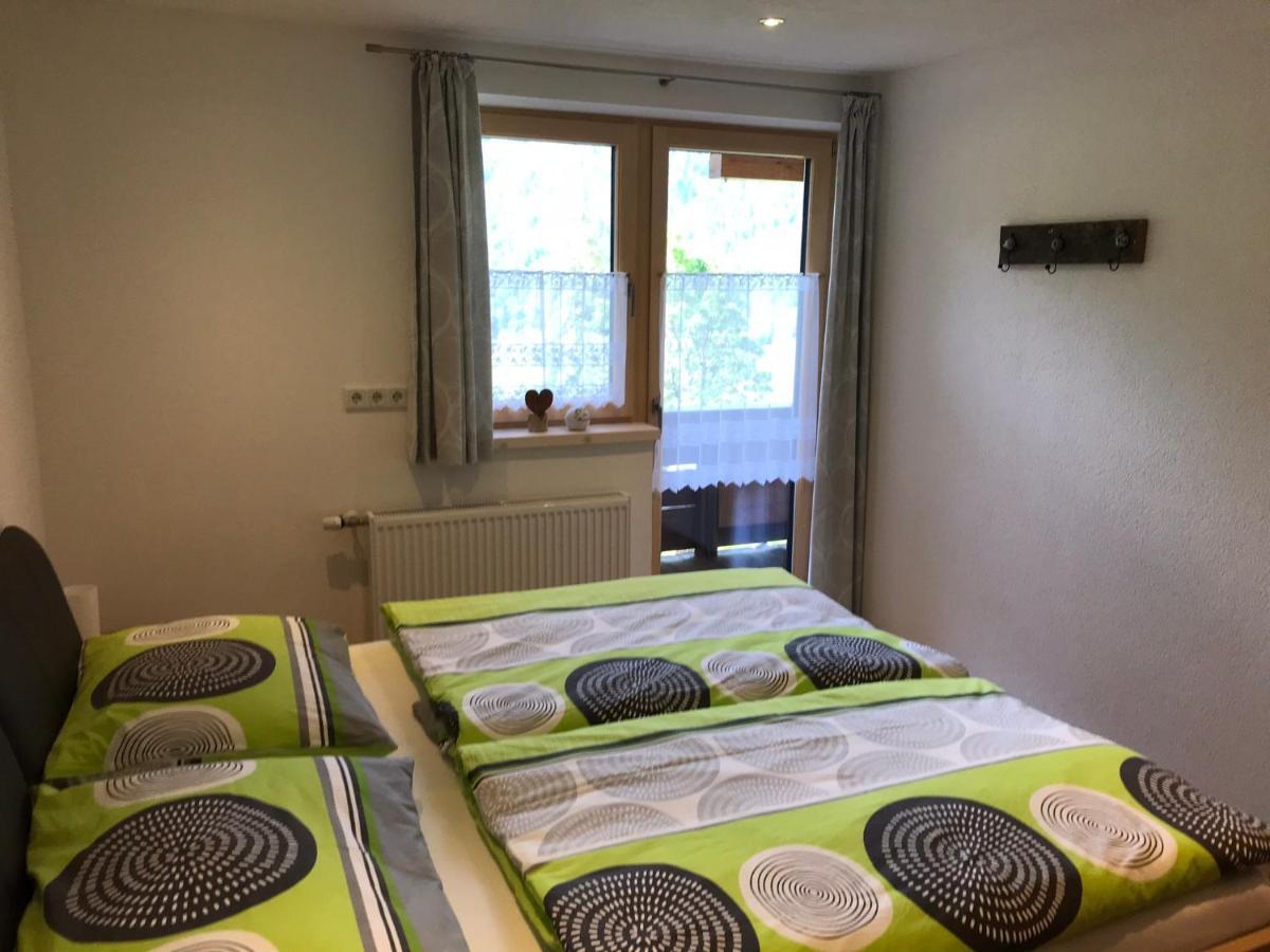 Haus Fernsebner Apartment โลเฟอร์ ภายนอก รูปภาพ