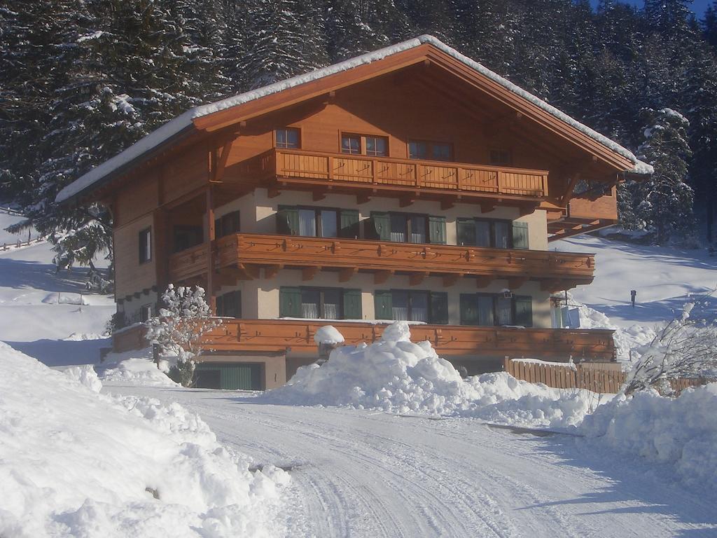 Haus Fernsebner Apartment โลเฟอร์ ภายนอก รูปภาพ